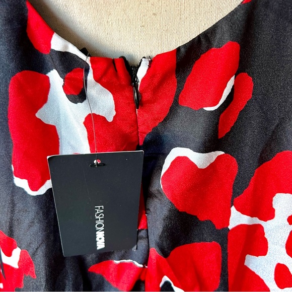 NWT FASHION NOVA Jacie Floral Ruffled Maxi Dress—SZ. Medium - Picture 10 of 17